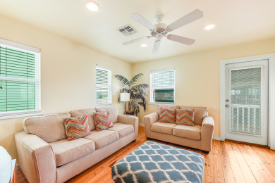 Lake House Lovely pet friendly home in Village Walk! Gated community! 2 Heated pools! , , on Gulf of Mexico - Port Aransas in Texas - Lakehouse Vacation Rental - Lake Home for rent on LakeHouseVacations.com