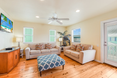 Lake House Lovely pet friendly home in Village Walk! Gated community! 2 Heated pools! , , on Gulf of Mexico - Port Aransas in Texas - Lakehouse Vacation Rental - Lake Home for rent on LakeHouseVacations.com