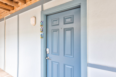 Lake House Beautifully updated, in unit washer and dryer, Boardwalk to Beach, , on Gulf of Mexico - Port Aransas in Texas - Lakehouse Vacation Rental - Lake Home for rent on LakeHouseVacations.com