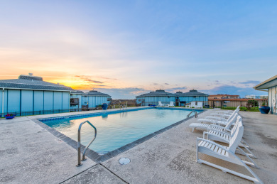 Lake House Beautifully updated, in unit washer and dryer, Boardwalk to Beach, , on Gulf of Mexico - Port Aransas in Texas - Lakehouse Vacation Rental - Lake Home for rent on LakeHouseVacations.com