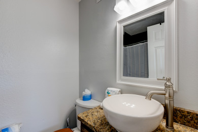 Lake House Beautifully updated, in unit washer and dryer, Boardwalk to Beach, , on Gulf of Mexico - Port Aransas in Texas - Lakehouse Vacation Rental - Lake Home for rent on LakeHouseVacations.com