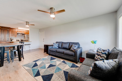 Lake House Beautifully updated, in unit washer and dryer, Boardwalk to Beach, , on Gulf of Mexico - Port Aransas in Texas - Lakehouse Vacation Rental - Lake Home for rent on LakeHouseVacations.com
