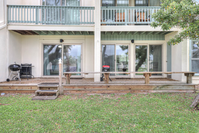 Lake House Pool, Boat dock, Pier, Boat Launch, and BBQ area all at an affordable price!, , on Gulf of Mexico - Aransas Bay in Texas - Lakehouse Vacation Rental - Lake Home for rent on LakeHouseVacations.com