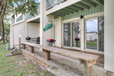 Lake House Pool, Boat dock, Pier, Boat Launch, and BBQ area all at an affordable price!, , on Gulf of Mexico - Aransas Bay in Texas - Lakehouse Vacation Rental - Lake Home for rent on LakeHouseVacations.com