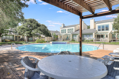 Lake House Pool, Boat dock, Pier, Boat Launch, and BBQ area all at an affordable price!, , on Gulf of Mexico - Aransas Bay in Texas - Lakehouse Vacation Rental - Lake Home for rent on LakeHouseVacations.com