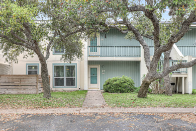 Lake House Pool, Boat dock, Pier, Boat Launch, and BBQ area all at an affordable price!, , on Gulf of Mexico - Aransas Bay in Texas - Lakehouse Vacation Rental - Lake Home for rent on LakeHouseVacations.com