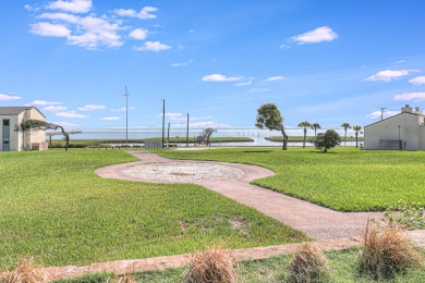 Lake House Pool, Boat dock, Pier, Boat Launch, and BBQ area all at an affordable price!, , on Gulf of Mexico - Aransas Bay in Texas - Lakehouse Vacation Rental - Lake Home for rent on LakeHouseVacations.com