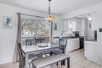 Lake House Pool, Boat dock, Pier, Boat Launch, and BBQ area all at an affordable price!, , on Gulf of Mexico - Aransas Bay in Texas - Lakehouse Vacation Rental - Lake Home for rent on LakeHouseVacations.com