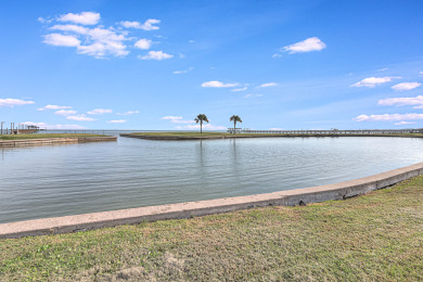 Lake House Pool, Boat dock, Pier, Boat Launch, and BBQ area all at an affordable price!, , on Gulf of Mexico - Aransas Bay in Texas - Lakehouse Vacation Rental - Lake Home for rent on LakeHouseVacations.com