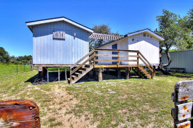 Lake House Fantasy Oaks Lodge! 1 mile from the boat ramp! Pet Friendly! 1.36 Acres, , on Gulf of Mexico - Aransas Pass in Texas - Lakehouse Vacation Rental - Lake Home for rent on LakeHouseVacations.com