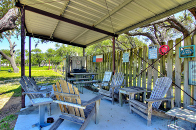 Lake House Fantasy Oaks Lodge! 1 mile from the boat ramp! Pet Friendly! 1.36 Acres, , on Gulf of Mexico - Aransas Pass in Texas - Lakehouse Vacation Rental - Lake Home for rent on LakeHouseVacations.com