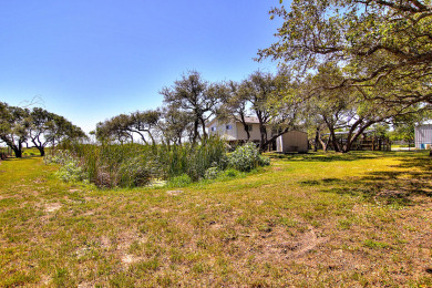 Lake House Fantasy Oaks Lodge! 1 mile from the boat ramp! Pet Friendly! 1.36 Acres, , on Gulf of Mexico - Aransas Pass in Texas - Lakehouse Vacation Rental - Lake Home for rent on LakeHouseVacations.com