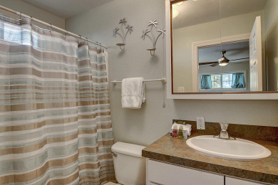 Lake House Fantasy Oaks Lodge! 1 mile from the boat ramp! Pet Friendly! 1.36 Acres, , on Gulf of Mexico - Aransas Pass in Texas - Lakehouse Vacation Rental - Lake Home for rent on LakeHouseVacations.com