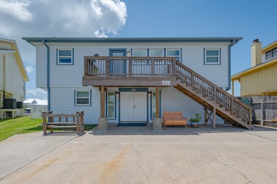 Lake House Estes Oasis! Canal front home with private lighted dock! Views! Foosball game, , on Gulf of Mexico - Aransas Pass in Texas - Lakehouse Vacation Rental - Lake Home for rent on LakeHouseVacations.com