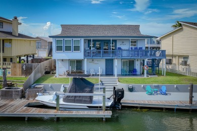 Lake House Estes Oasis! Canal front home with private lighted dock! Views! Foosball game, , on Gulf of Mexico - Aransas Pass in Texas - Lakehouse Vacation Rental - Lake Home for rent on LakeHouseVacations.com