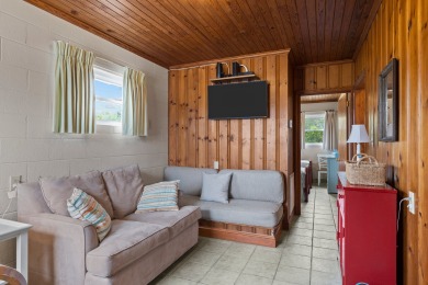 Lake House HOT DEAL! CAN'T STAY A WEEK, 3 NITE MIN! COZY COTTAGE! SHORT WALK TO BEACH!, , on Atlantic Beach in North Carolina - Lakehouse Vacation Rental - Lake Home for rent on LakeHouseVacations.com