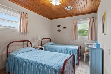 Lake House HOT DEAL! CAN'T STAY A WEEK, 3 NITE MIN! COZY COTTAGE! SHORT WALK TO BEACH!, , on Atlantic Beach in North Carolina - Lakehouse Vacation Rental - Lake Home for rent on LakeHouseVacations.com