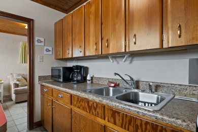 Lake House HOT DEAL! CAN'T STAY A WEEK, 3 NITE MIN! COZY COTTAGE! SHORT WALK TO BEACH!, , on Atlantic Beach in North Carolina - Lakehouse Vacation Rental - Lake Home for rent on LakeHouseVacations.com