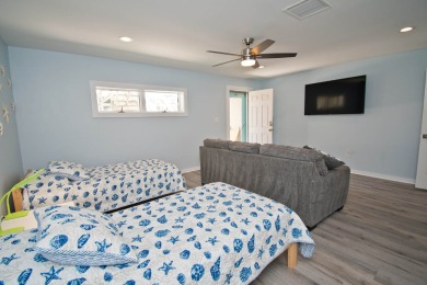 Lake House HOT SUMMER DEALS FOR MAY & JUNE ON THIS GORGEOUS OCEAN FRONT CONDO!, , on Atlantic Ocean - Pine Knoll Shores in North Carolina - Lakehouse Vacation Rental - Lake Home for rent on LakeHouseVacations.com