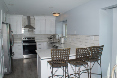 Lake House HOT SUMMER DEALS FOR MAY & JUNE ON THIS GORGEOUS OCEAN FRONT CONDO!, , on Atlantic Ocean - Pine Knoll Shores in North Carolina - Lakehouse Vacation Rental - Lake Home for rent on LakeHouseVacations.com