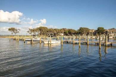 Lake House Multi-Level Oceanfront Condo gives everyone a chance to spread out!, , on Atlantic Ocean - Pine Knoll Shores in North Carolina - Lakehouse Vacation Rental - Lake Home for rent on LakeHouseVacations.com