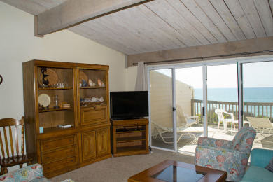 Lake House MULTI-LEVEL, OCEANFRONT - ENJOY BEACON'S REACH AMENITIES, , on Atlantic Ocean - Pine Knoll Shores in North Carolina - Lakehouse Vacation Rental - Lake Home for rent on LakeHouseVacations.com