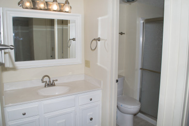 Lake House MULTI-LEVEL, OCEANFRONT - ENJOY BEACON'S REACH AMENITIES, , on Atlantic Ocean - Pine Knoll Shores in North Carolina - Lakehouse Vacation Rental - Lake Home for rent on LakeHouseVacations.com