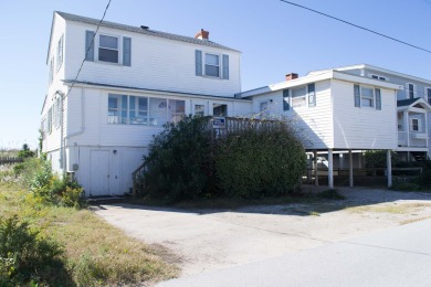 Lake House LARGE SUN PORCH, STEPS AWAY TO BEACH, , on Atlantic Beach in North Carolina - Lakehouse Vacation Rental - Lake Home for rent on LakeHouseVacations.com