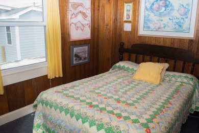 Lake House LARGE SUN PORCH, STEPS AWAY TO BEACH, , on Atlantic Beach in North Carolina - Lakehouse Vacation Rental - Lake Home for rent on LakeHouseVacations.com