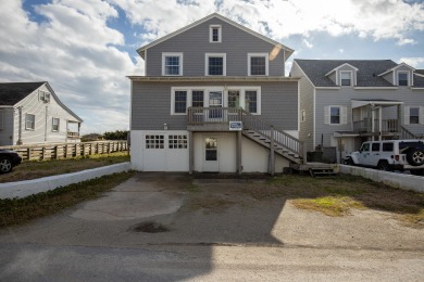 Lake House HOT DEAL! 3NIGHT MINIMUM, PET FRIENDLY OCEAN FRONT & EASY ACCESS TO THE BEACH, , on Atlantic Beach in North Carolina - Lakehouse Vacation Rental - Lake Home for rent on LakeHouseVacations.com