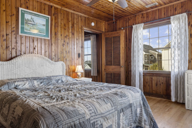 Lake House HOT DEAL! 3NIGHT MINIMUM, PET FRIENDLY OCEAN FRONT & EASY ACCESS TO THE BEACH, , on Atlantic Beach in North Carolina - Lakehouse Vacation Rental - Lake Home for rent on LakeHouseVacations.com