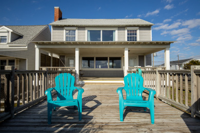 Lake House HOT DEAL! 3NIGHT MINIMUM, PET FRIENDLY OCEAN FRONT & EASY ACCESS TO THE BEACH, , on Atlantic Beach in North Carolina - Lakehouse Vacation Rental - Lake Home for rent on LakeHouseVacations.com