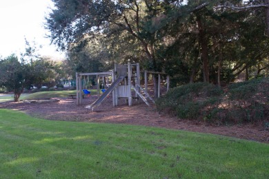 Lake House HOT DEAL! REDUCED RATE ON THIS NEWLY UPDATED CONDO! NEW PICS COMING SOON!, , on Atlantic Ocean - Pine Knoll Shores in North Carolina - Lakehouse Vacation Rental - Lake Home for rent on LakeHouseVacations.com