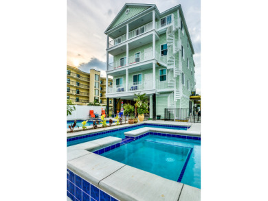 Lake House Large Reunion Property 22bd21 ba two 12ba, pvt poolspa, decks, theater, , on Atlantic Ocean - North Myrtle Beach in South Carolina - Lakehouse Vacation Rental - Lake Home for rent on LakeHouseVacations.com
