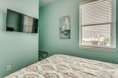 Lake House Located by Ocean Front Park, 14bd14bth, pvt poolspa, theater, billiards, , on Atlantic Ocean - North Myrtle Beach in South Carolina - Lakehouse Vacation Rental - Lake Home for rent on LakeHouseVacations.com