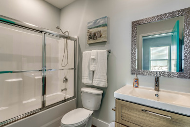 Lake House Across from beach, 14bd14ba gamemedia, large kitchen, pvt poolspa sleeps50, , on Atlantic Ocean - North Myrtle Beach in South Carolina - Lakehouse Vacation Rental - Lake Home for rent on LakeHouseVacations.com