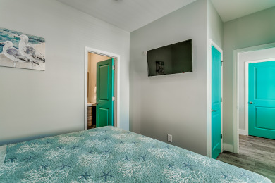 Lake House Across from beach, 14bd14ba gamemedia, large kitchen, pvt poolspa sleeps50, , on Atlantic Ocean - North Myrtle Beach in South Carolina - Lakehouse Vacation Rental - Lake Home for rent on LakeHouseVacations.com