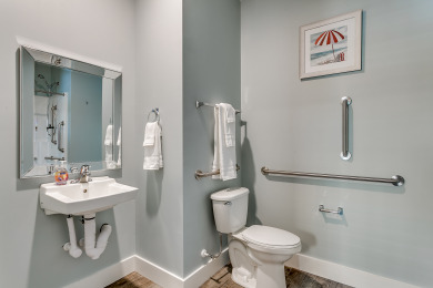 Lake House Across from beach, 14bd14ba gamemedia, large kitchen, pvt poolspa sleeps50, , on Atlantic Ocean - North Myrtle Beach in South Carolina - Lakehouse Vacation Rental - Lake Home for rent on LakeHouseVacations.com