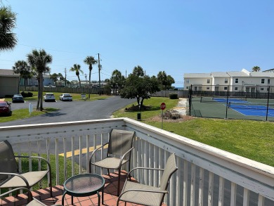Lake House Chateau La Mer 16e-Pet Friendly! Close to the Beach Seasonal Beach Service!, , on Gulf of Mexico - Destin in Florida - Lakehouse Vacation Rental - Lake Home for rent on LakeHouseVacations.com