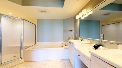 Lake House St. Maarten 906 beachfront condo most amazing pool in Destin, , on Gulf of Mexico - Destin in Florida - Lakehouse Vacation Rental - Lake Home for rent on LakeHouseVacations.com