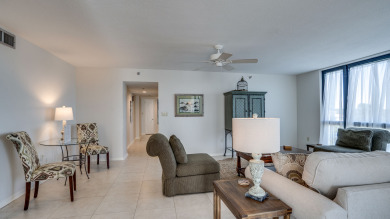 Lake House Fall Dates Available-- Large 3BD 2BA Walk to the Beach, , on Gulf of Mexico - Destin in Florida - Lakehouse Vacation Rental - Lake Home for rent on LakeHouseVacations.com