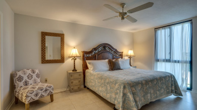 Lake House Fall Dates Available-- Large 3BD 2BA Walk to the Beach, , on Gulf of Mexico - Destin in Florida - Lakehouse Vacation Rental - Lake Home for rent on LakeHouseVacations.com