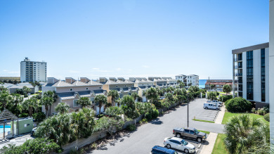 Lake House Fall Dates Available-- Large 3BD 2BA Walk to the Beach, , on Gulf of Mexico - Destin in Florida - Lakehouse Vacation Rental - Lake Home for rent on LakeHouseVacations.com