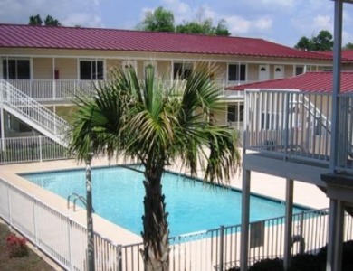 Lake House 30OS Studio Just a short walk to the beach! , , on Gulf of Mexico - Biloxi in Mississippi - Lakehouse Vacation Rental - Lake Home for rent on LakeHouseVacations.com