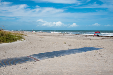 Lake House Last Min Booking Discount Oceanfront wheated pool, , on  in Florida - Lakehouse Vacation Rental - Lake Home for rent on LakeHouseVacations.com