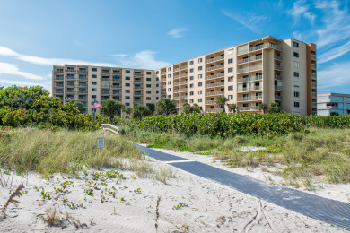 Lake House Direct oceanfront w putting green., , on  in Florida - Lakehouse Vacation Rental - Lake Home for rent on LakeHouseVacations.com