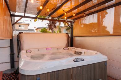 Lake House Last-Minute Discounts! Walk to Beach - Hot Tub + AC, , on Pacific Ocean - Carlsbad in California - Lakehouse Vacation Rental - Lake Home for rent on LakeHouseVacations.com