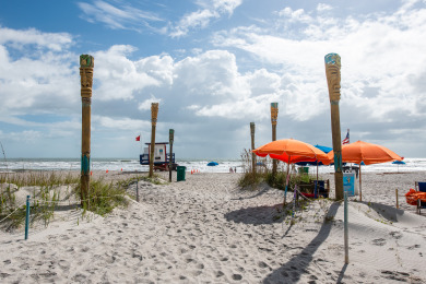 Lake House New Listing! Newly Renovated. Direct ocean front, , on Atlantic Ocean - Cocoa Beach in Florida - Lakehouse Vacation Rental - Lake Home for rent on LakeHouseVacations.com