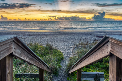Lake House Off Season Pricing-2 blocks from beach and downtown, , on Atlantic Ocean - Cocoa Beach in Florida - Lakehouse Vacation Rental - Lake Home for rent on LakeHouseVacations.com
