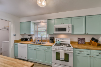 Lake House Off Season Pricing-2 blocks from beach and downtown, , on Atlantic Ocean - Cocoa Beach in Florida - Lakehouse Vacation Rental - Lake Home for rent on LakeHouseVacations.com